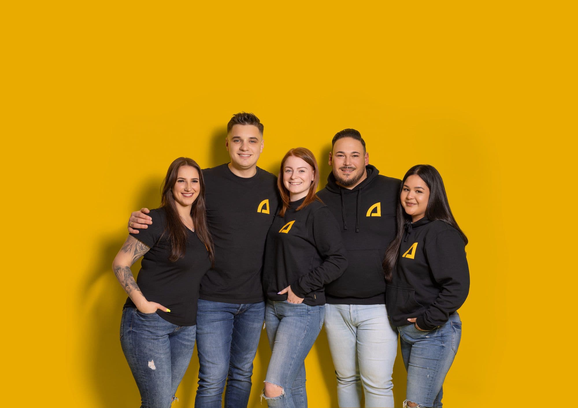 auf jedes Team-Mitglied warten 300 € "Bonus"